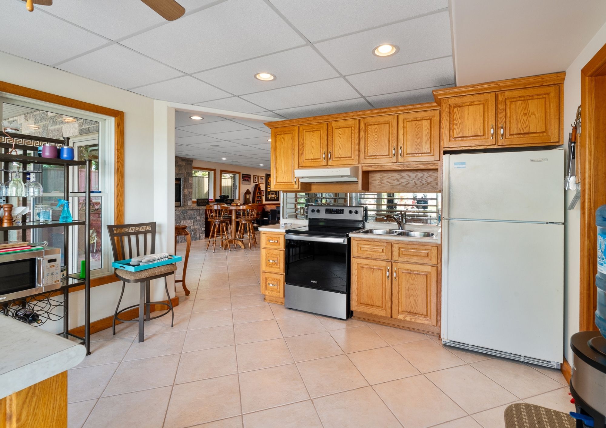 Lower level gallery image of 1360 Windermere Place