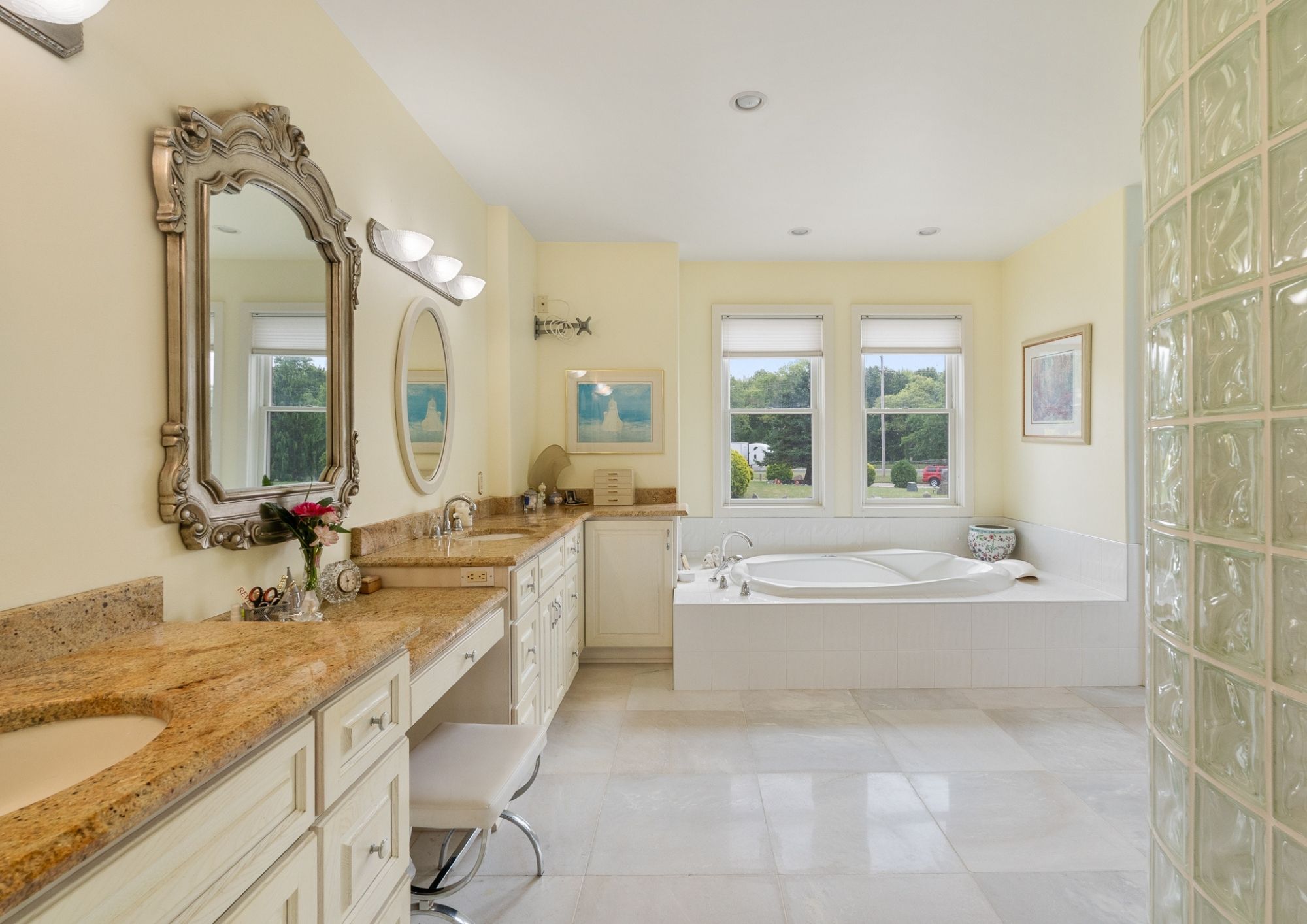 Main floor gallery image of 1360 Windermere Place