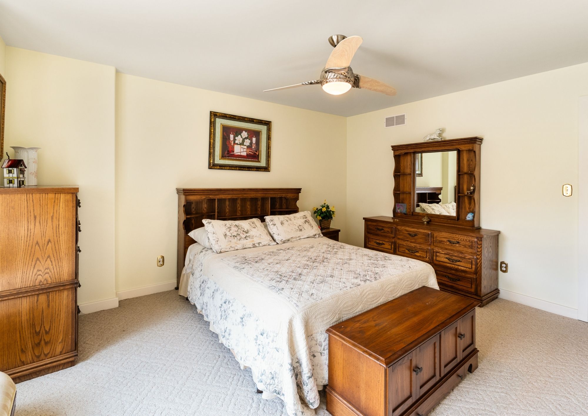 Upper level gallery image of 1360 Windermere Place